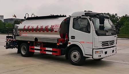 國六 6-8方 多利卡瀝青灑布車