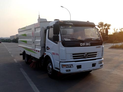 國六 東風(fēng)多利卡3800掃路車(3800)