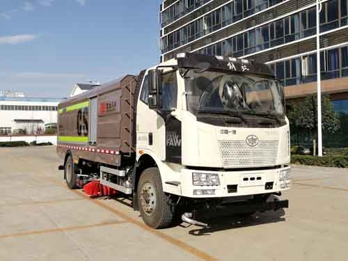 國六 解放洗掃車(5300)